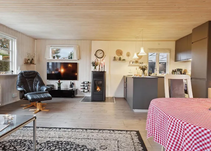 Gorgeous In With Kitchen Hornslet